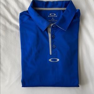 Oakley short sleeve golf shirt/Polo. New!